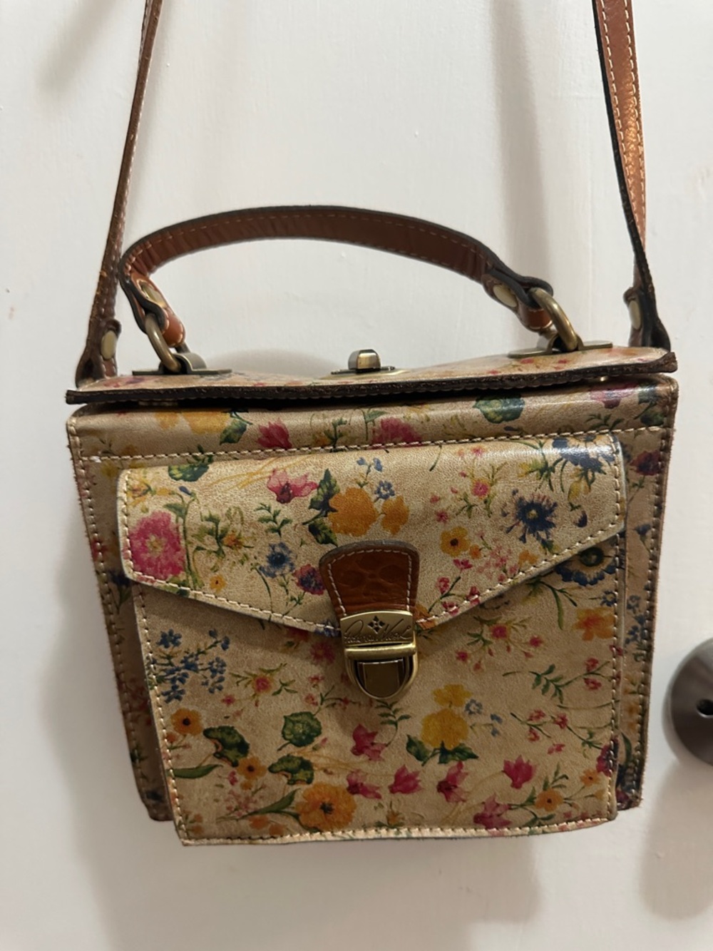 Patricia Nash Beige Floral Box Crossbody with Brown Trim